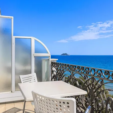 Hotel Grand Mediterranee 4*