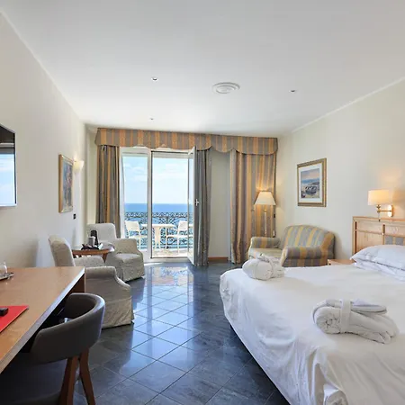 Hotel Grand Mediterranee