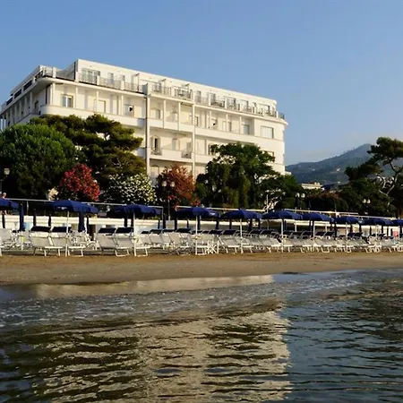 Hotel Grand Mediterranee Alassio