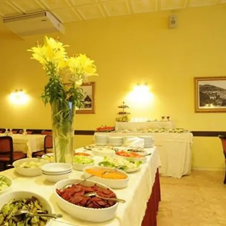 Grand Mediterranee 4*