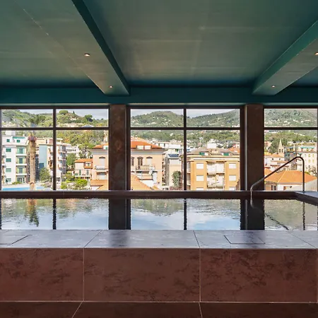 Grand Mediterranee Hotel 4*