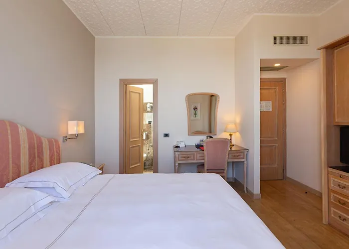 Lvg Collection - Grand Mediterranee Hotel Alassio