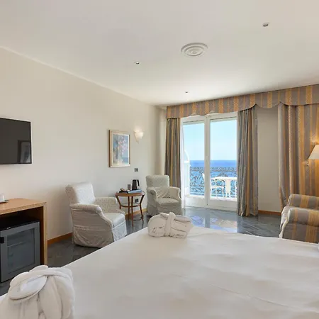 Ξενοδοχείο Grand Mediterranee