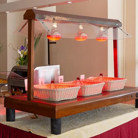 Grand Mediterranee Hotel 4*