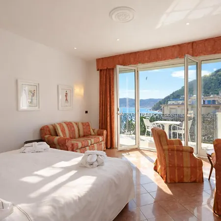 Lvg Collection - Grand Mediterranee 4* Алассио