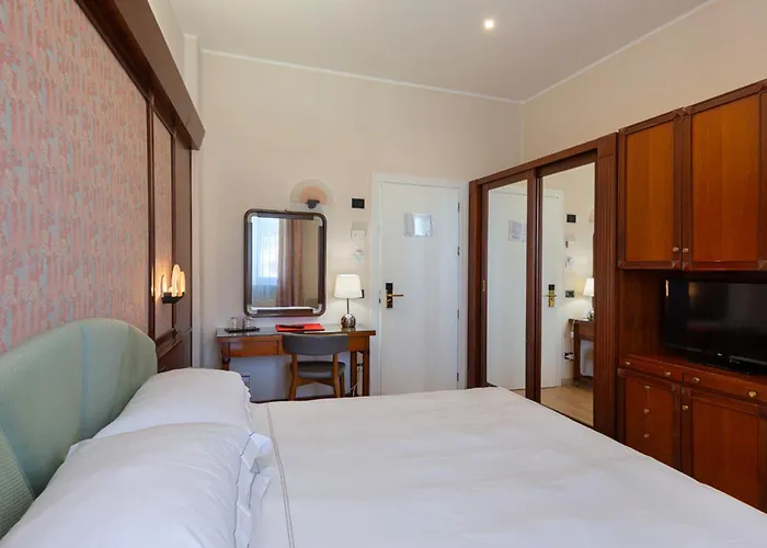 Lvg Collection - Grand Mediterranee Hotel 4*