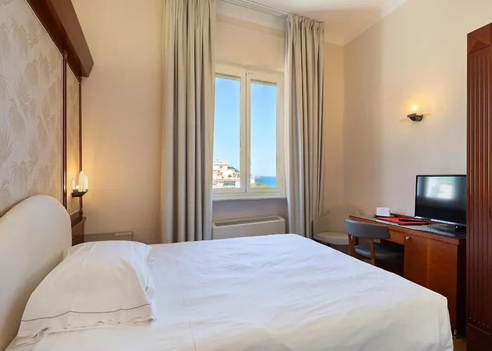 Hotel Lvg Collection - Grand Mediterranee 4*