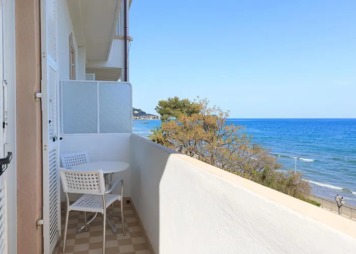 Ξενοδοχείο Lvg Collection - Grand Mediterranee