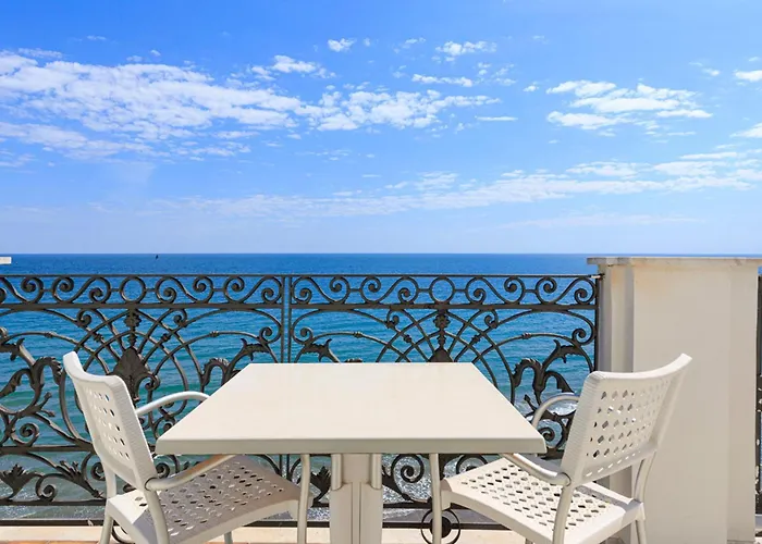 Szálloda Lvg Collection - Grand Mediterranee 4*