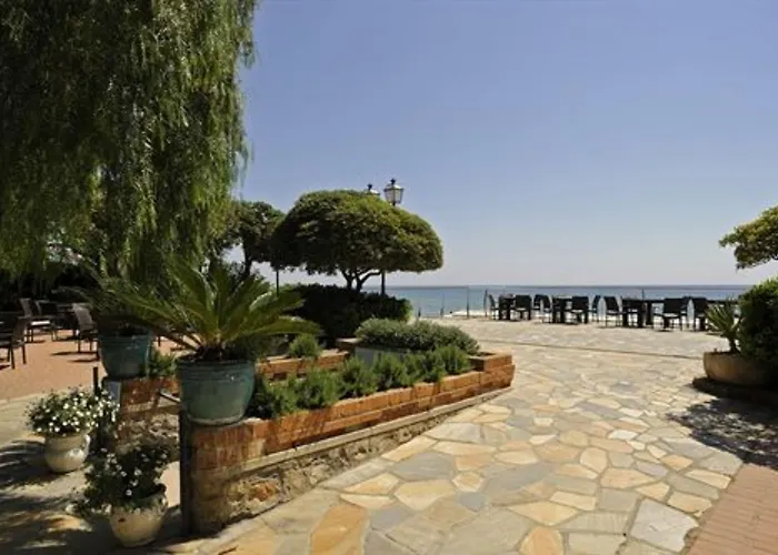 Lvg Collection - Grand Mediterranee 4* Αλάσιο