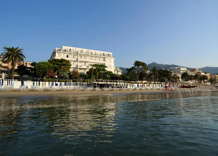 Lvg Collection - Grand Mediterranee 4*